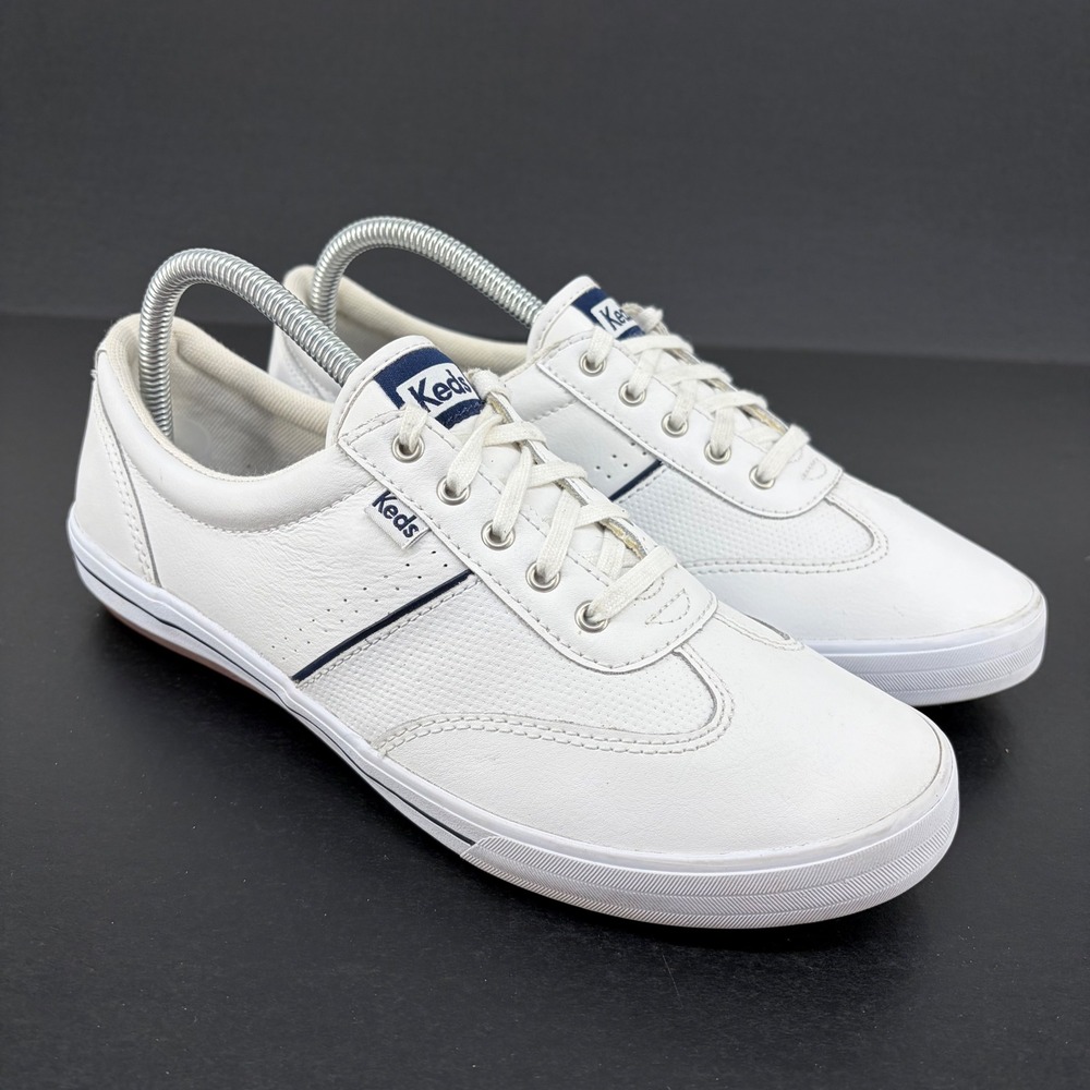 Keds Leather Sneakers Womens 9 White Low Top Lace Up Ortholite Classic Gum Sole